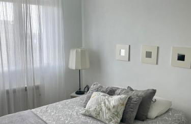 1 linea de playa puerto deportivo Vistas al mar recién reformado - Photo 3