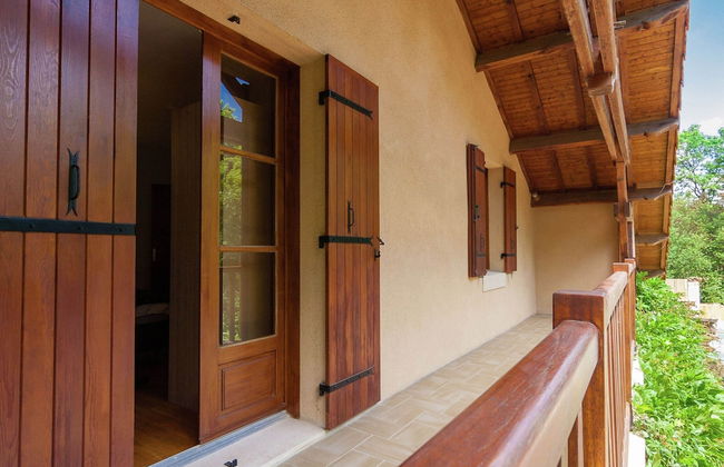 Spacious Farmhouse With Private Heated Pool in a Rustic Garden - Foto 46