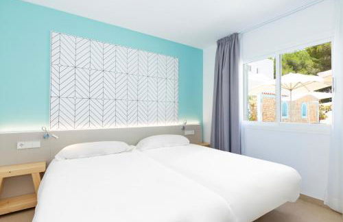 Apartamentos Los Arcos - Photo 27