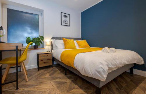 Private Luxe Bournemouth 5BR-7 Beds-3 Bath-Garden-Parking - Foto 31