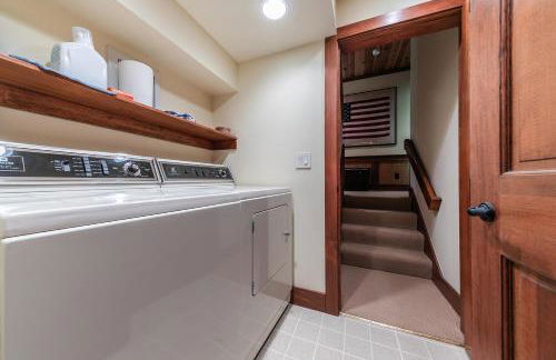 Chambers Lakeside Escape w Lake Views & HOA Access! - Foto 25