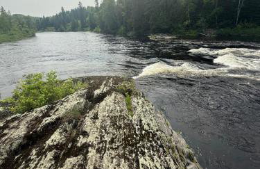 Riverside Retreat - Foto 5