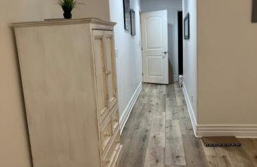 Studio City Chic Large Contemporary Condo - Foto 3