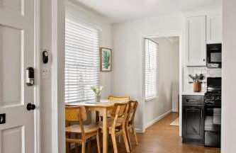 Coastal Retreat 1BR Steps to Ocean & Peek Views - Foto 15