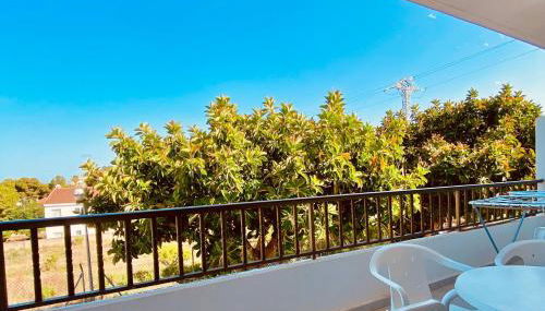 Turyva Tarongers 3 - Modern 2 Bed Holiday Apartment for Families & Couples - Foto 1, Garden, Garden view