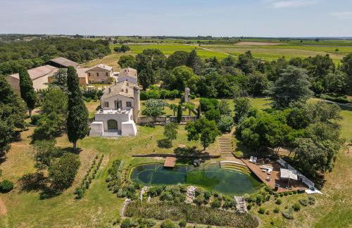 Castle In A Private Camargue Estate - Photo 1
