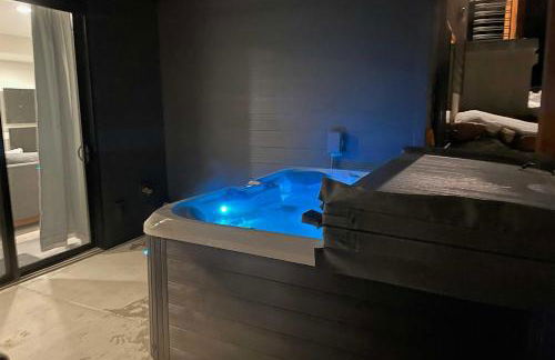 Newly-Built Lakeside Gem with Community Perks! - Foto 38