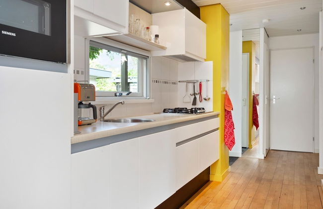 Light and Quiet Chalet With Beautiful Terrace Near Historic Goedereede - Foto 5