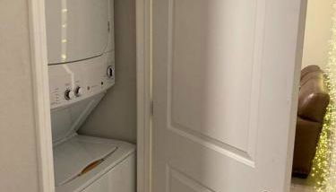 Country-Style Modern Living Suite w/Queen Bed - Foto 4