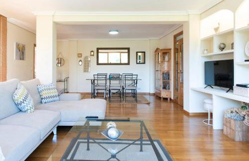 Villa El Castañal con Piscina Privada - Foto 25