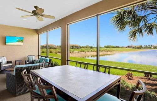 Lakeside Haven - Photo 3