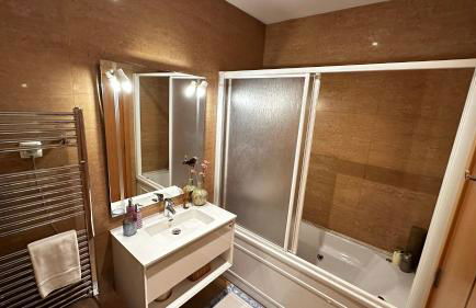 Charming Luz House - T2 apartment with jacuzzi - Foto 28