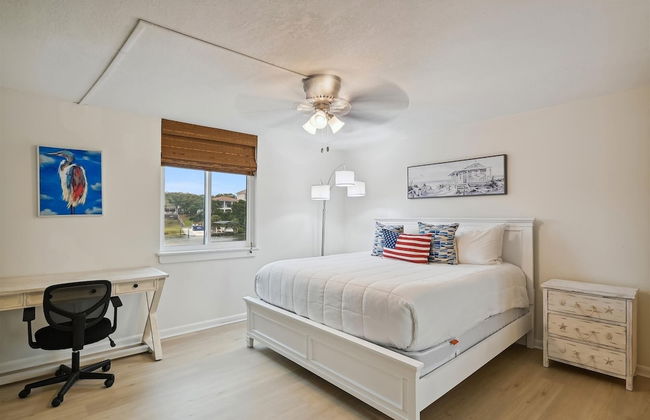 Dolphin Point 203c 2 Bedroom Condo by RedAwning - Foto 6