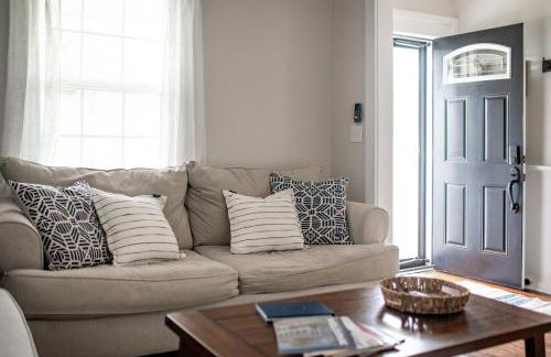 Bluewater Downtown Cottage - Foto 71