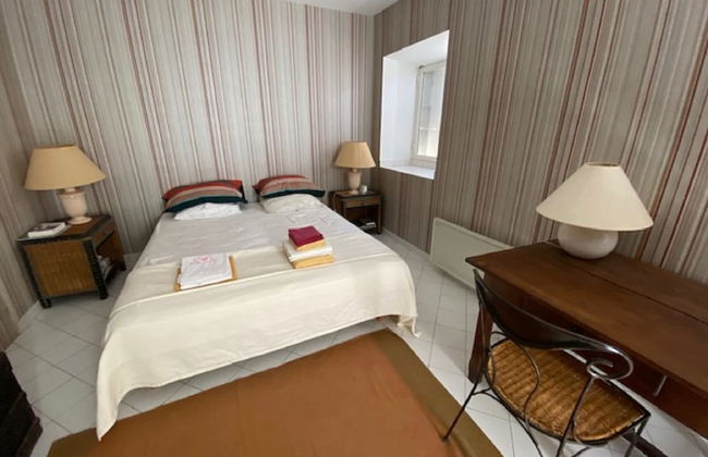 Sunlit Villa in Banne - Photo 6