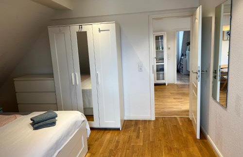 Schöne Altbauwohnung mit großer Dachterrasse für bis zu 8 Personen - Foto 14