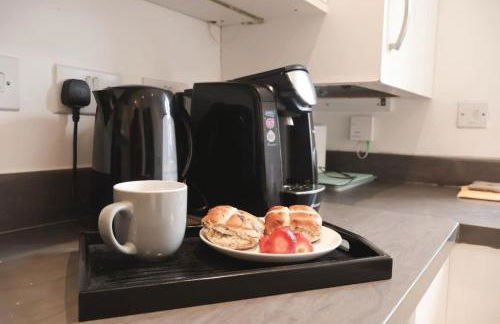 4 BR - 2 Baths - 1 WC - Solihull - NEC - HS2 - Long Stays for Contractors and Relocators - HMHStays - Foto 7