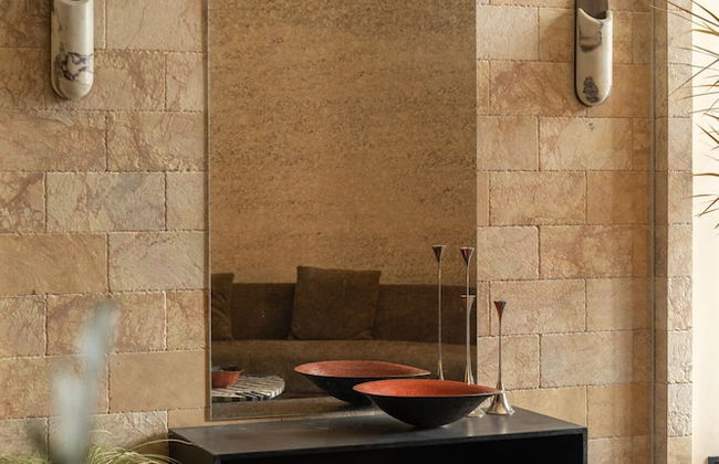 Golden Age Hotel - Photo 16