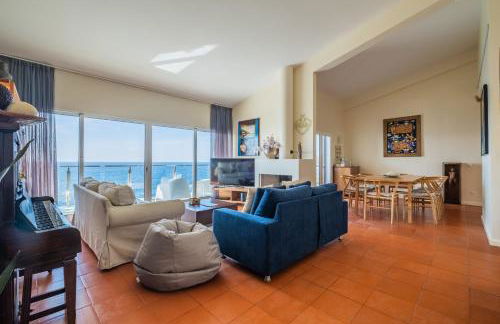 Beach House - By WeHost - Foto 24