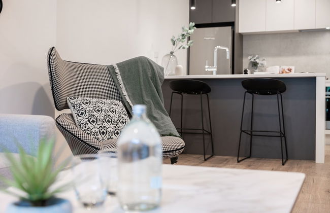 Sunrise Garden Suites - Photo 11