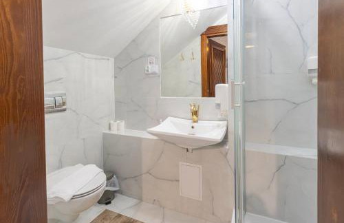 Dworek Kurowski - Foto 11