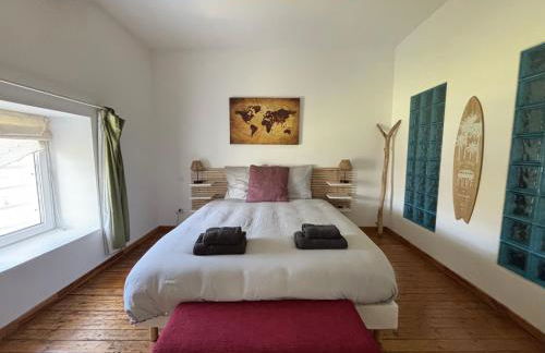 Les Douves Duplex 5 personnes lumineux avec jardin et terrasse aménagée , vue sur château à 5mn de la mer, proche Omaha Beach et Bayeux - Foto 17