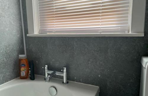 Spacious 2 Bedroom Flat in Leven, Fife, Near St. Andrews - Foto 13