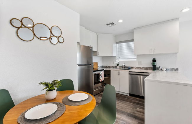 Rosewood Inn - Photo 42