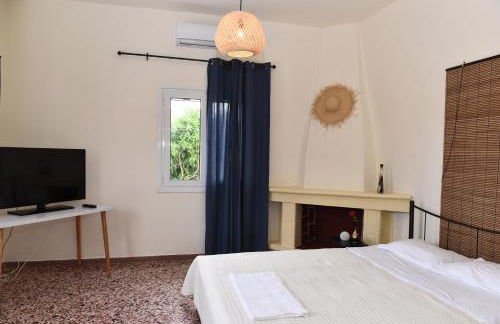 Los Almyros - Photo 5