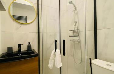 Le Studio Haslay SERAUCOURT en plein cœur de ville de BOURGES - Charme de l ancien et confort contemporain - Foto 2