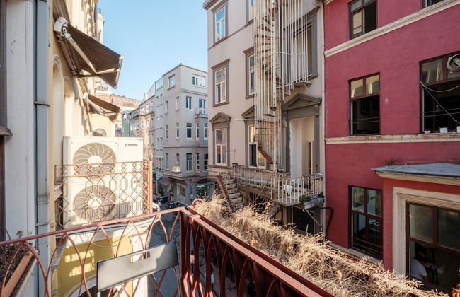 Chic Flat With Balcony 5 min to Taksim Sq - Foto 4