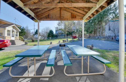 Shared Boat Launch Lake Retreat in Ellenville! - Foto 13