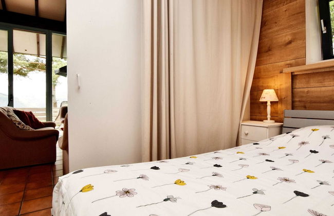 Bungalow With View Near Coo - Photo 4