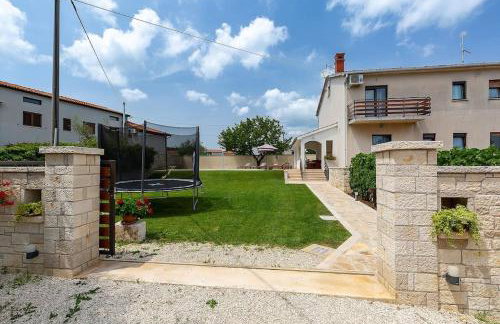 Kuća za odmor s bazenom Emma - Foto 5