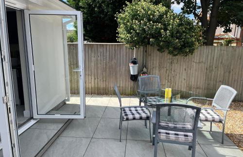 Garden Studio Sleeps 2 Hot Tub & Pets Welcome - Foto 24