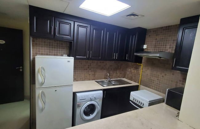 Stylish Family Friendly Studio - Photo 10