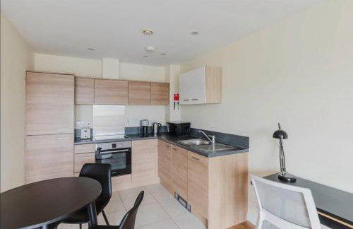 Stylish 1 Bed Flat in Limehouse Central Location - Foto 9