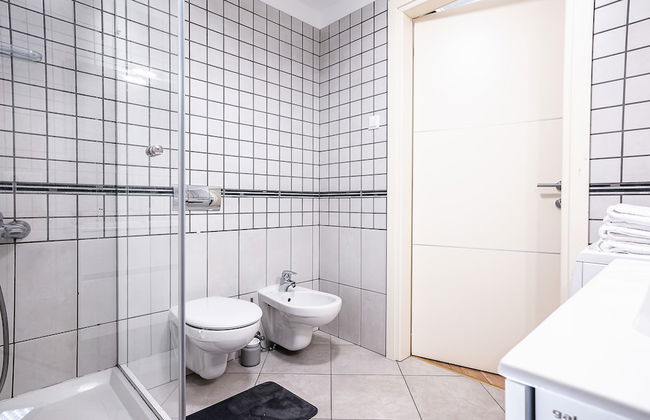 WINWINSTAY Exclusive Apartments by River Daugava - Photo 40