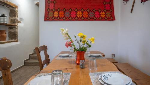 Stone Serenity,2BR Home in Sellia with Dreamy Sea Views - Foto 3