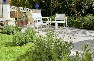 MARILISE - La maison blue private garden & terrace - Foto 10