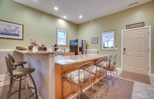 Cascade Cabin Hideaway with Views, half Mi to Lake - Foto 5