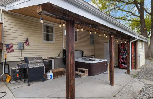 Bo360 Old West Landing with Hot Tub and Sunrise Views - Foto 47