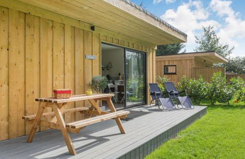 Luxury Silver Birch Lodge: Hot Tub/BBQ/Fire Pit - Foto 26