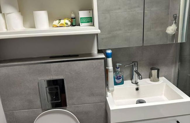 Captivating 1-bed Apartment in Stratford - Foto 7