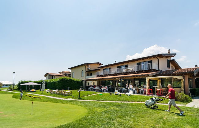 Modern Salo Flat With Pool - Foto 1