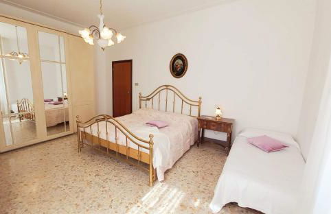 [Casa Rooms&Tabacchi] ideale per gruppi - Foto 11