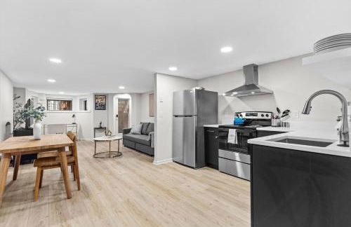 Spacious NW Apt Steps to 14th Street Corridor - Foto 7