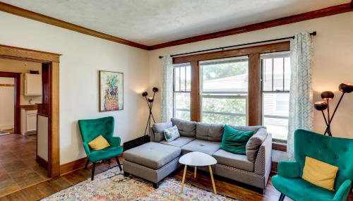 1 Mi to UNL Group Getaway with Game Area - Foto 2