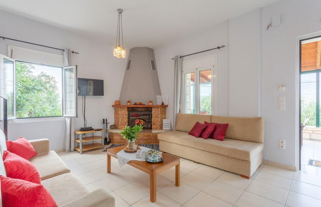 Villa Giannis Large Private Pool Walk to Beach A C Wifi Car Not Required Eco-friendly - 2088 - Foto 16