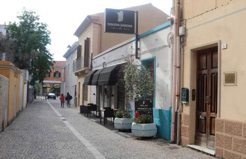 Spacious & Luxurious - Fully Renovated & Equipped 2BR Suite - Historical Centre - Photo 29